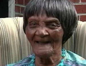 Over living her welcome 

Good afternoon Bahama Drama please keep me anonymous. 

Sometimes I know a lot of the people on this page especially these older women like to get on peop
