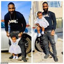 Can you believe this??? 🤯 

The father refused to break the window because he couldn't cover the cost of damage.

His toddler dies inside of his car of heat as father watched in ho
