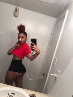 My Gang Banging sister 

Good afternoon Bahama Drama please keep me anonymous. 

My sister can authorize anybody to get killed in Nassau even a police whenever she wants to 

My si