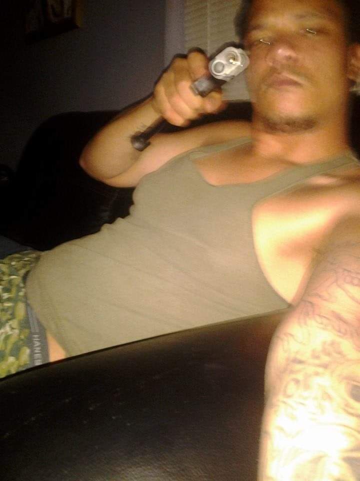He will kill me
Good afternoon Bahama Drama please keep me anonymous posting this for my sister please
My boyfriend is a 1 order gang member and I just told him just now
that