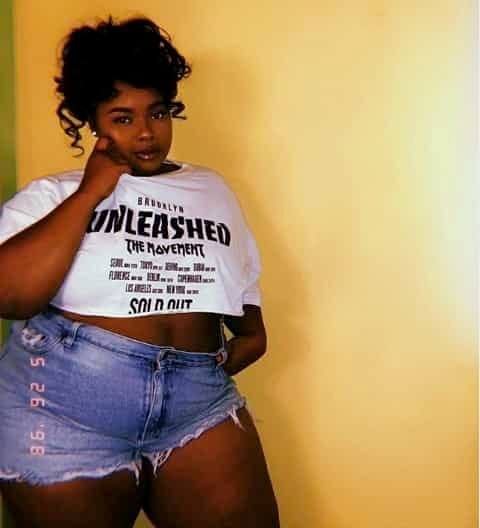 Eat it on code red

Good morning Bahama Drama please keep me anonymous. 

I am not married. I am not that young but if you want to be with me buddy 

You have to eat me when it's o