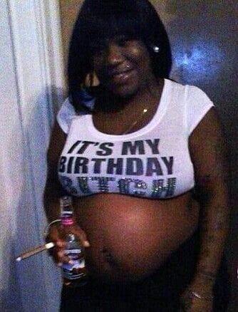 I ga kill the baby 

Good afternoon Bahama Drama please keep me anonymous. 

There's no way that I'm having a baby from this ole dog. He is to damn crazy and to jealous.

Even thou