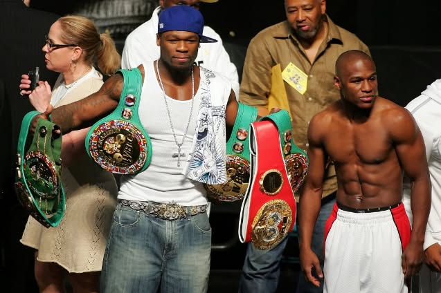 Floyd Mayweather Accepts 50 Cent Boxing Match
Floyd “Money” Mayweather has accepted the challenge to get in the ring with his friend turned foe, 50 Cent.
Mayweather took to IG to