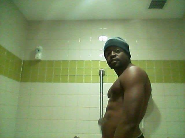 Doggy pandemic 

This Co-vid really has been testing a lot of people globally. For me it has really brought me to a new low. I was laid off like most bahamians last year from a wel