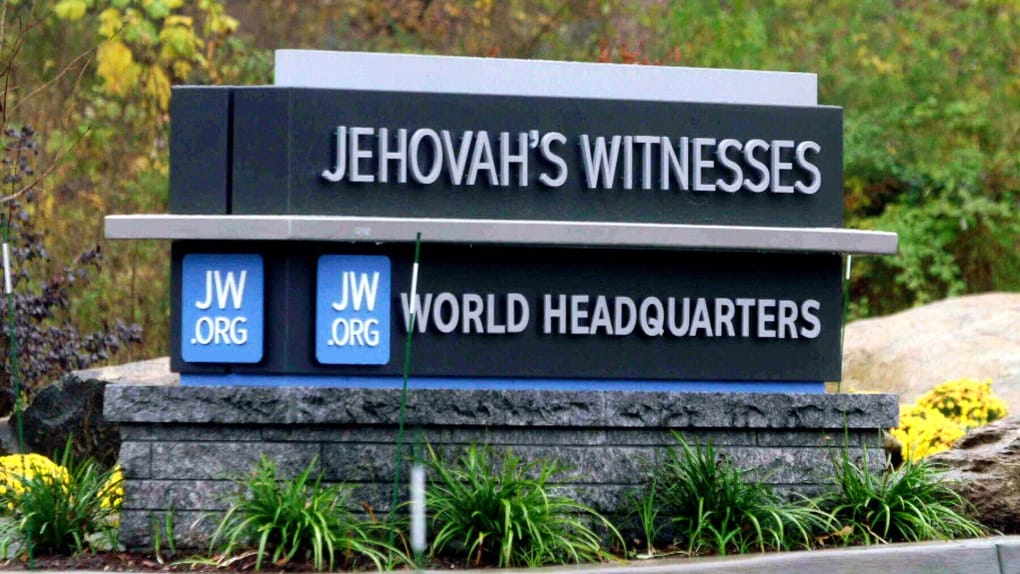 Good morning Bahamas

Admin for Bahama Drama started her study with the Jehovah witness yesterday, what advise anyone want to give her?

She says she been thinking about doing it f