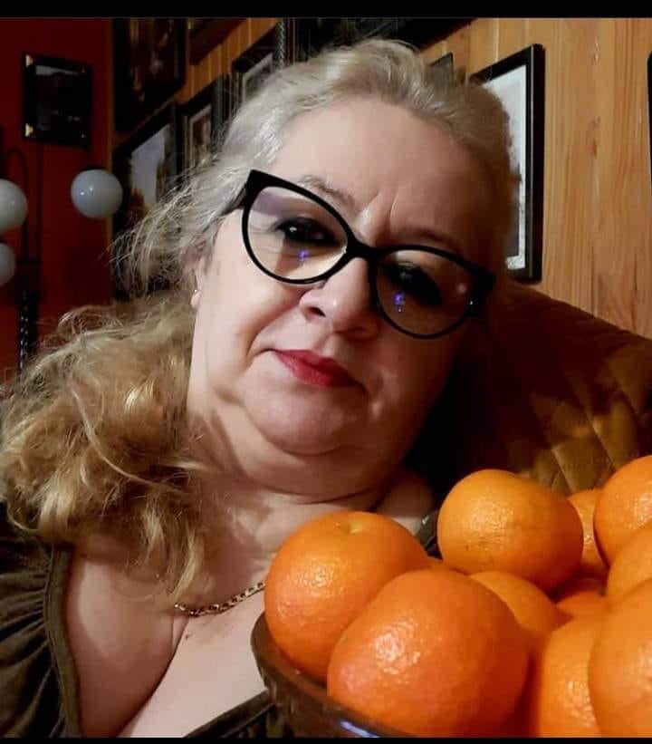 54 year old virgin shares her secret on how she stayed a virgin

Good afternoon Bahama Drama please keep me anonymous. I'm a single Christan woman who have never been penetrated in