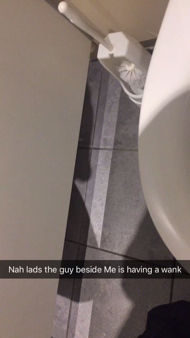 Jacking off at work
Good afternoon Bahama Drama please keep me anonymous. I'm only 19 years old and I work at one of the fastfood joint's in Nassau.
My girlfriend broke up with