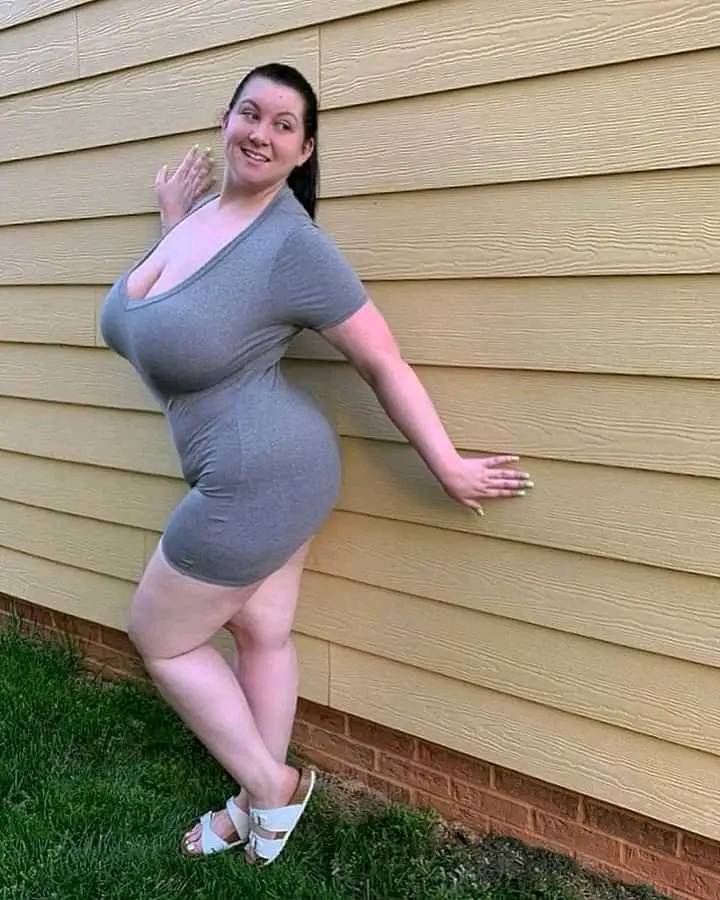 Good morning Bahama Drama I'm a single 19 year old woman from Abaco looking for a relationship with a good man from Kemp road area. I heard they are good with the black mamba matin