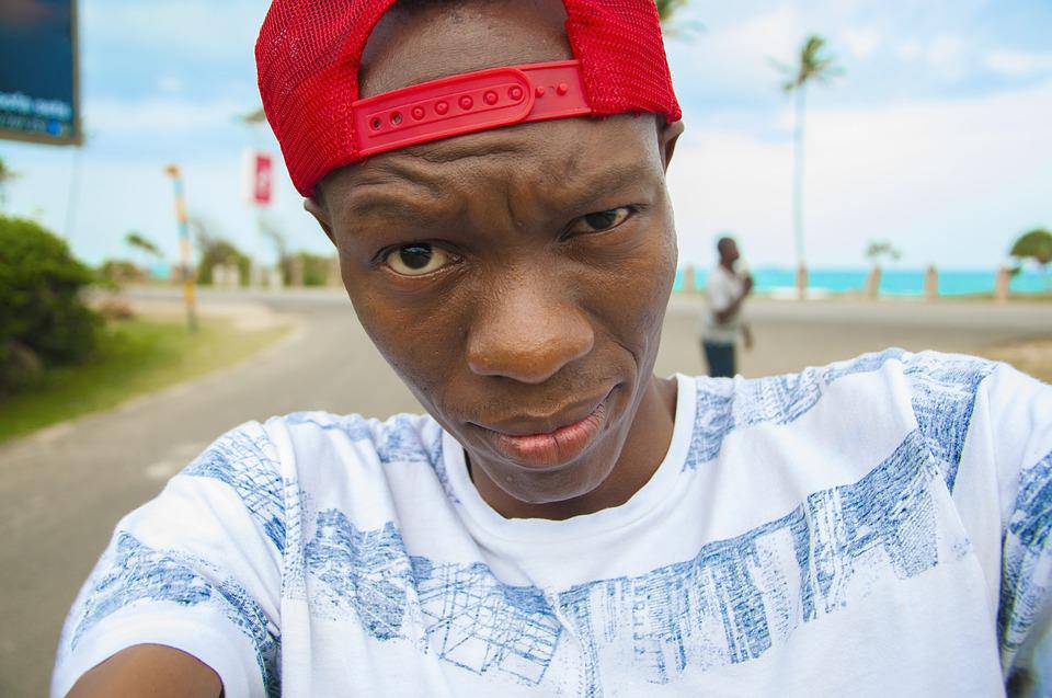 I ain't had none in a while

Good morning Bahama Drama please keep me anonymous. I ain't gah lie right these Bahamian gals is be freaking they self out bey.

They like asking for m
