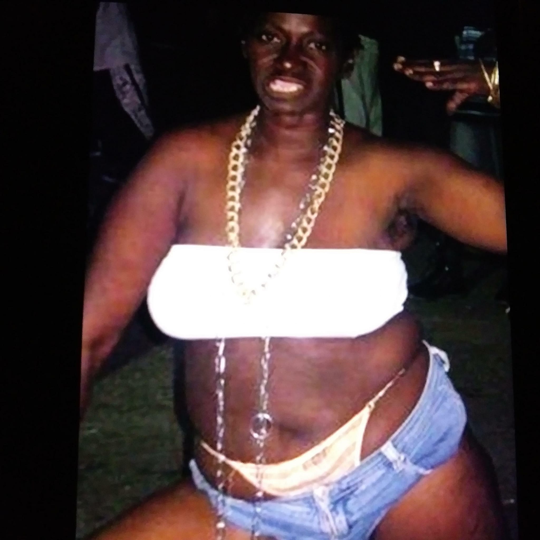My boy is a dirty neck vampire

Good night Bahama Drama please keep me anonymous. One of my boys you see like suck on these girls who don't bath they skin good that's why I started