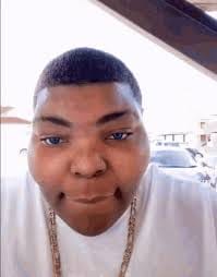 I want to be a gangster in Nassau

Good afternoon Bahama Drama please keep me anonymous. Hi I'm 17 years old and currently I still live in one of the family island's to the south. 