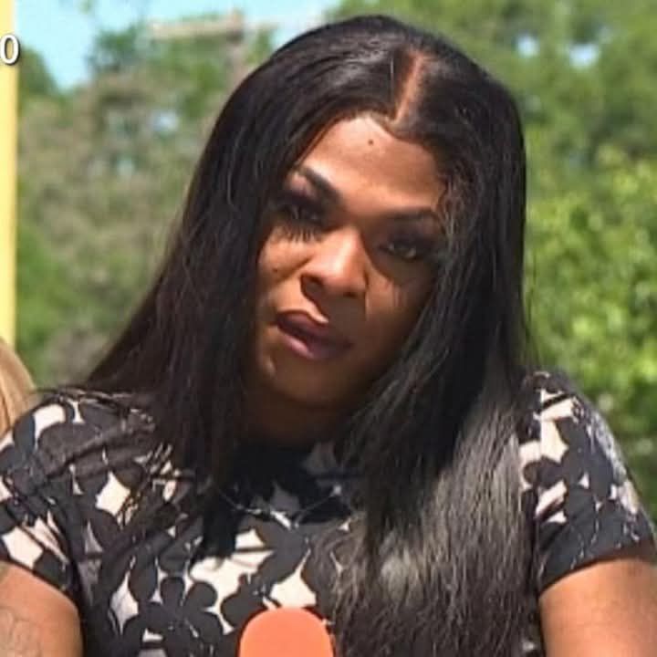Repost 

She had a big doggy

Good afternoon Bahama Drama please keep me anonymous. What in the world is going on in Miami Florida bey. I was down there for about 4 months staying 