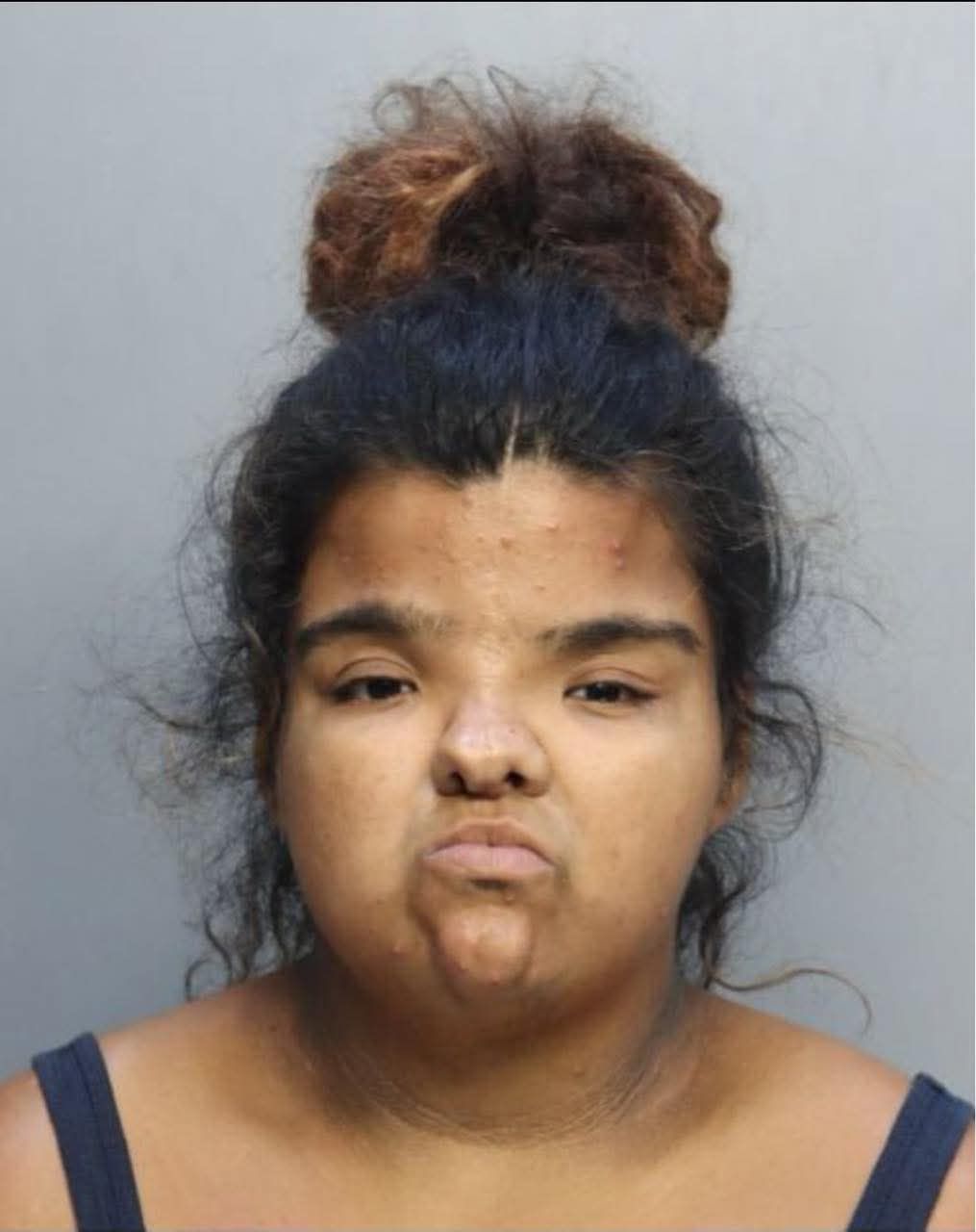 CARRILLO, LILISBET
DOB
03/17/1999
26
F
Charges

TRESPASS PROPERTY/ AFTER WARNING