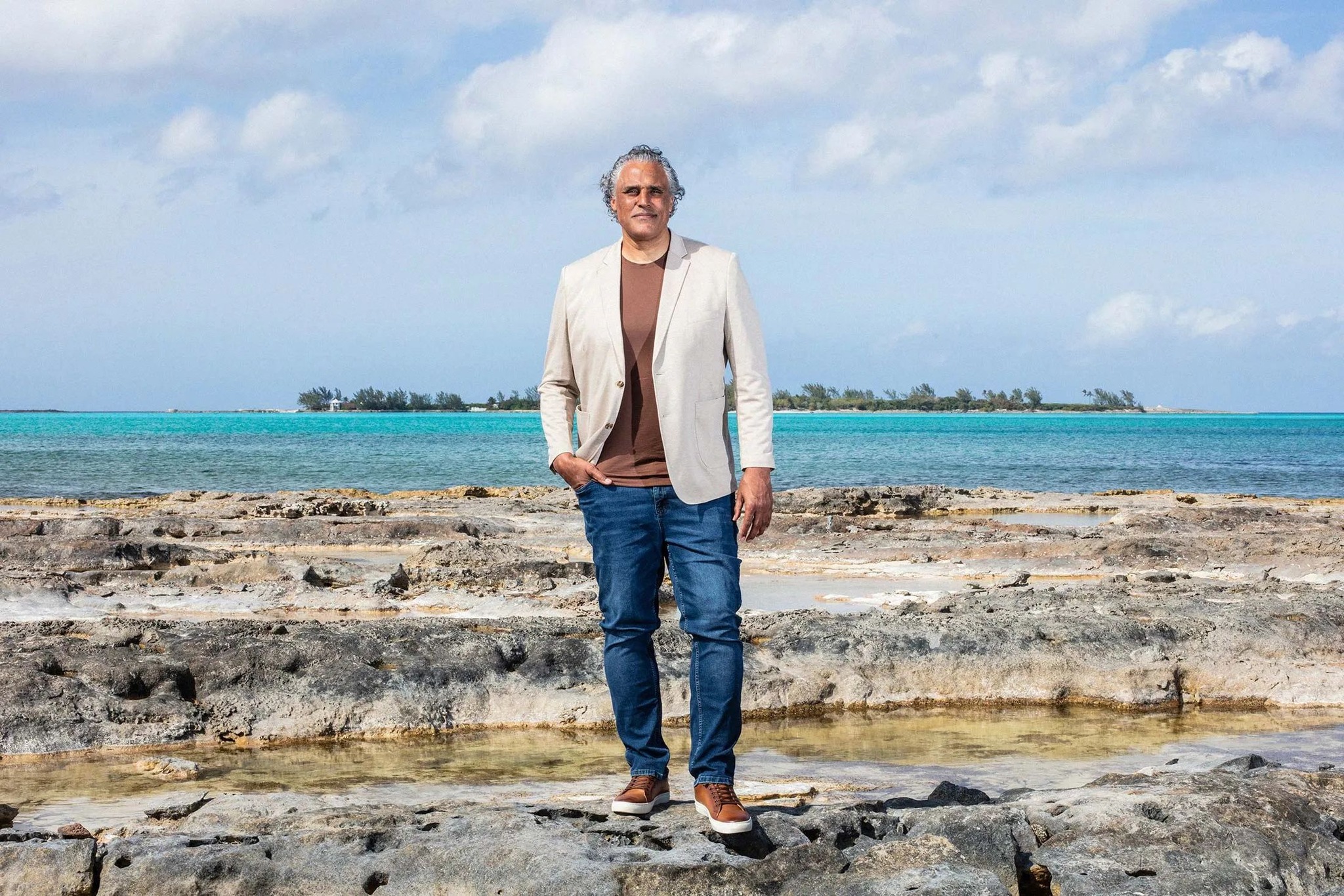 FROM RICK FOX TO THE BAHAMIAN PEOPLE 

PLEASE READ

*The People Over Party*
___________________
I’ve represented The Bahamas globally for more than 30 years long before any officia