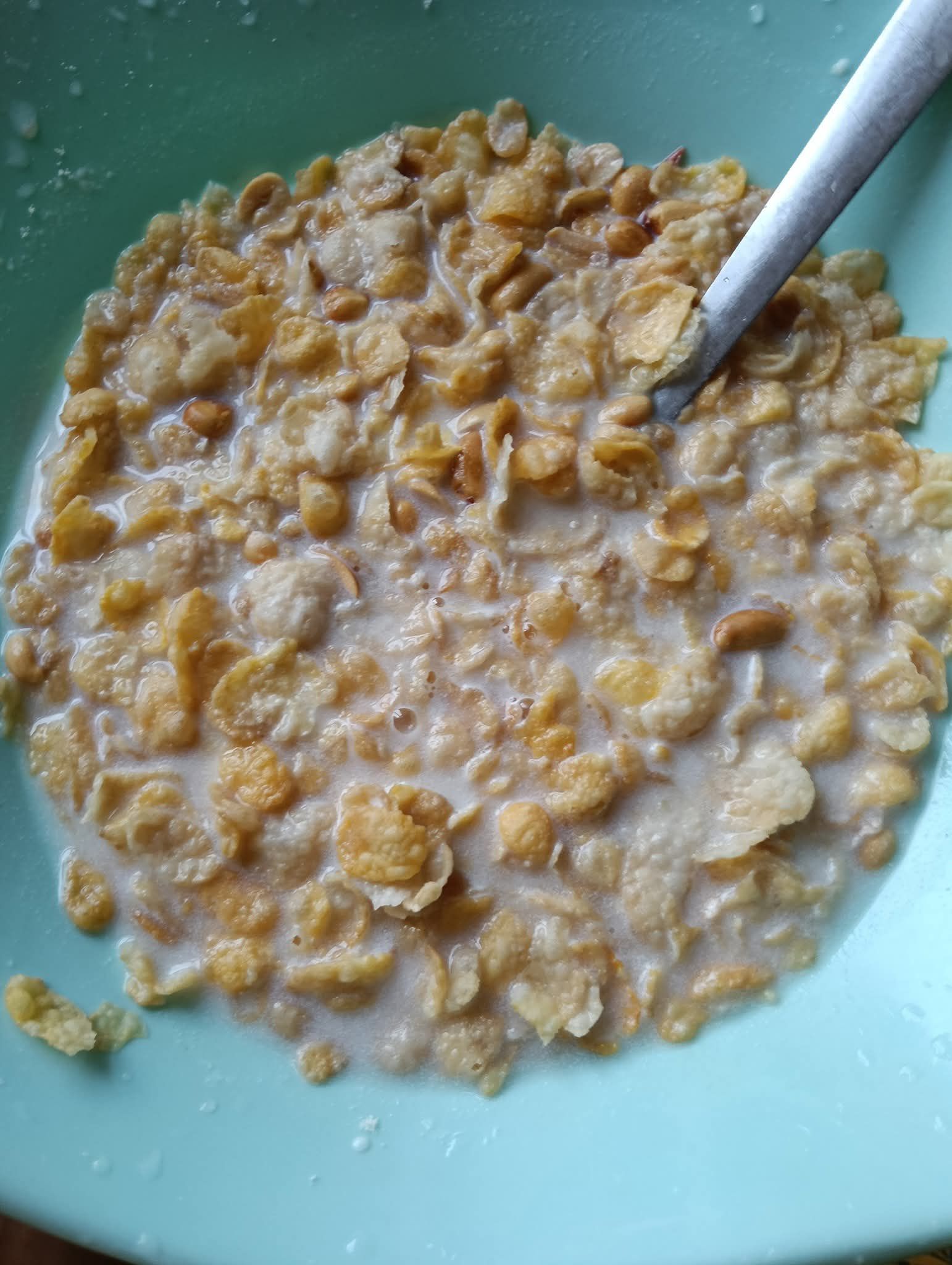 Don't laugh @[100023394293756:2048:Bahama Drama]  business idea 💡 

I want to open up a restaurant that sells almost every kind of breakfast cereal in the world all day and night. 