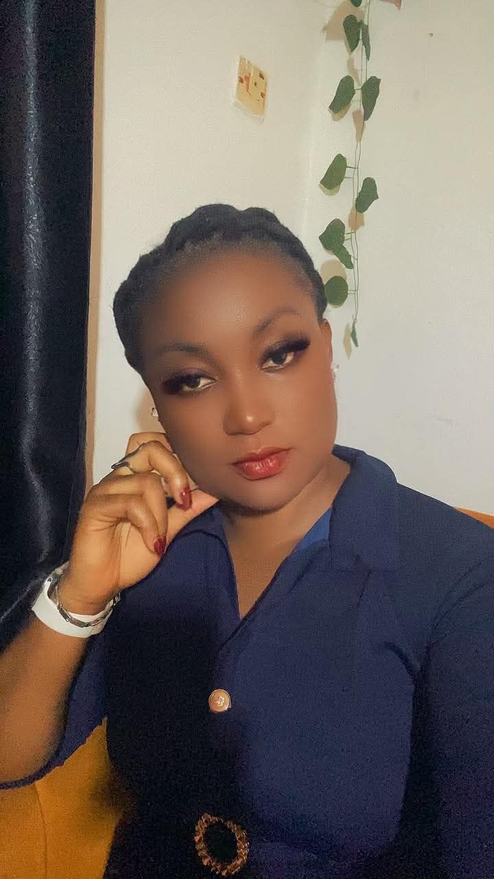 Welcome to Nigeria, where you review a bad product and the owners sue you for damages 🤦♀️
Welcome to Nigeria,where honest feedback is treated like a personal attack.
Someone wil
