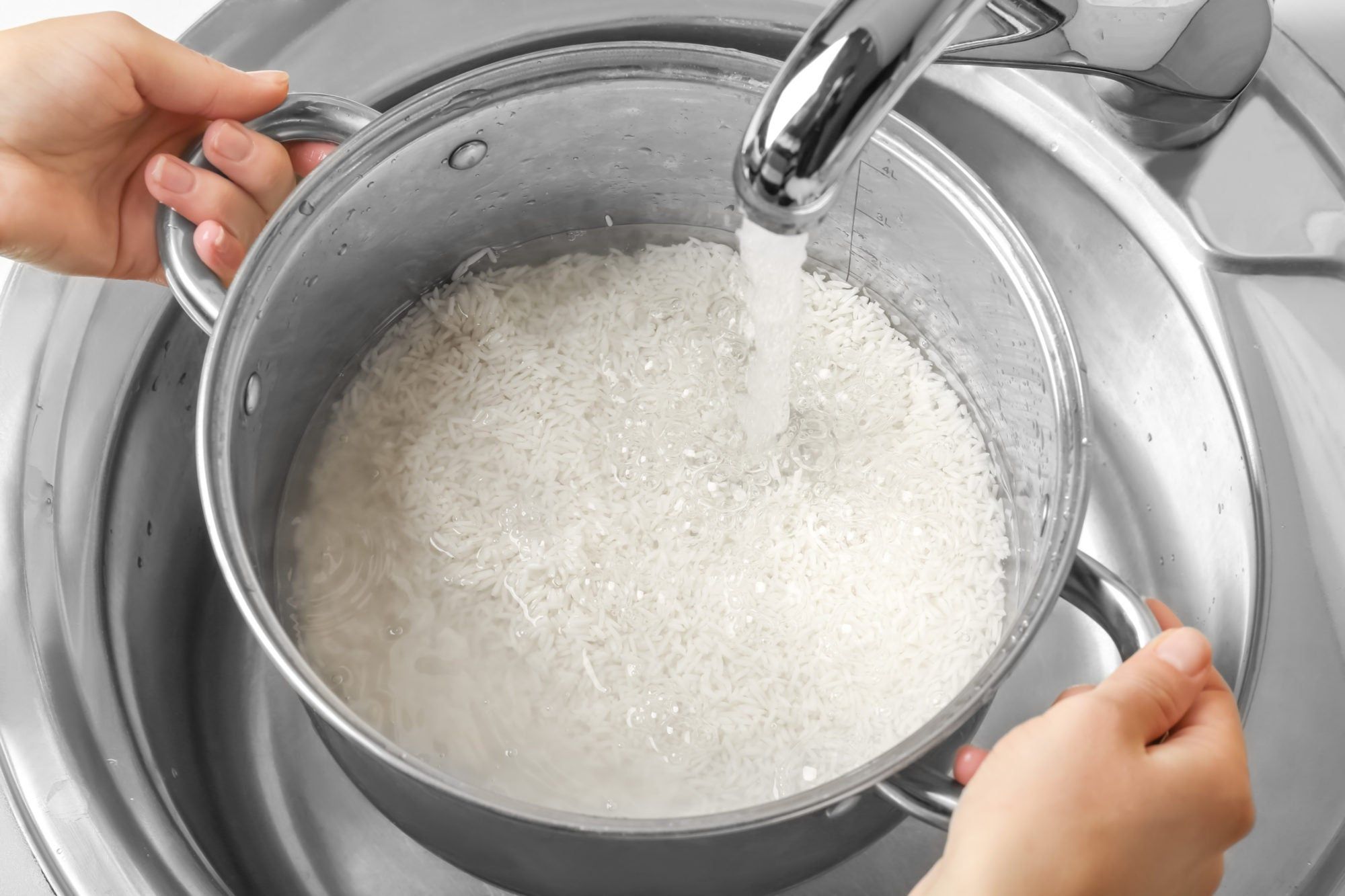 A lot of people don't know it, but Americans don't wash their rice 🌾