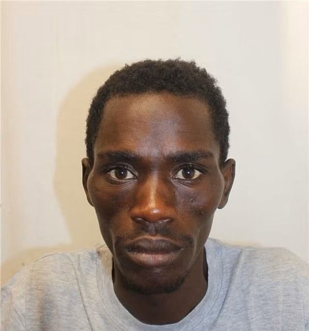 Urgent hunt for violent robber who was serving indefinite sentence in a secure hospital facility before escaping ward: Police warn 'do not approach'.
➡️
See comments for link🔗 an
